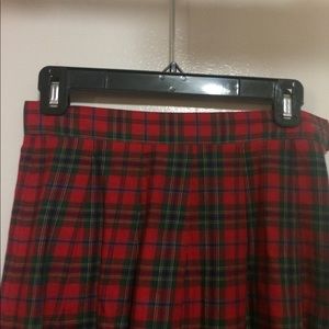 JG Hook cotton red plaid skirt!